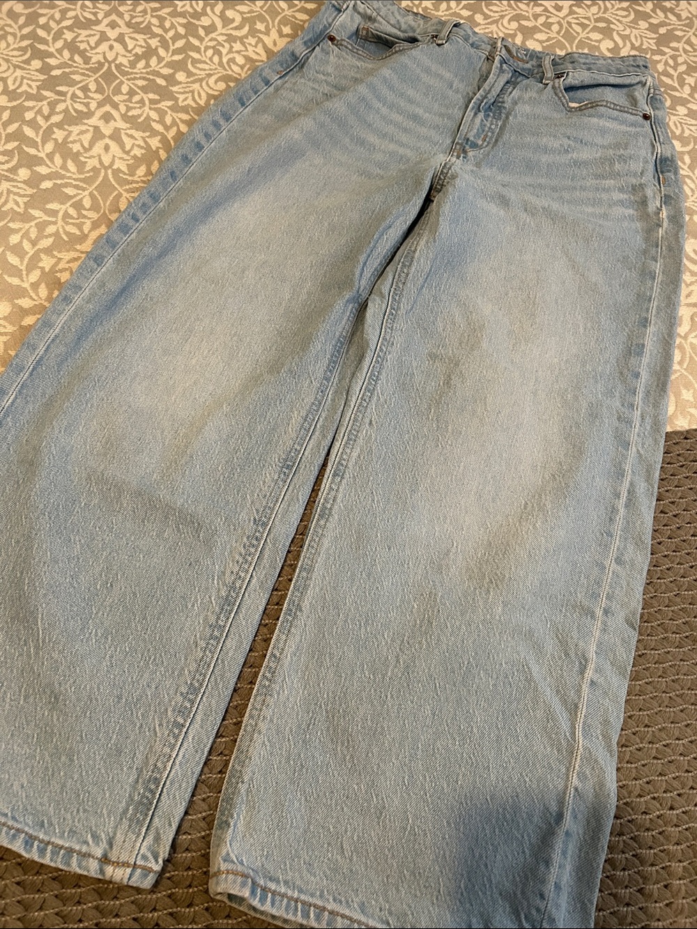 Light Blue Men's Wide-Leg Jeans